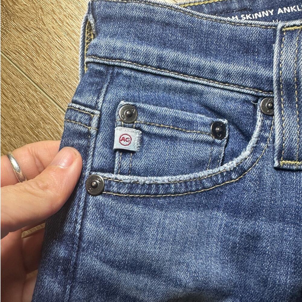 Jeans - Picture 9 of 13